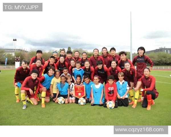 足球巨星喜结连理甜蜜婚讯引发球迷热烈祝福